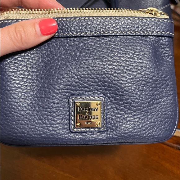 Dooney & Bourke Royal Blue Leather Satchel and Pouch - Picture 8 of 9